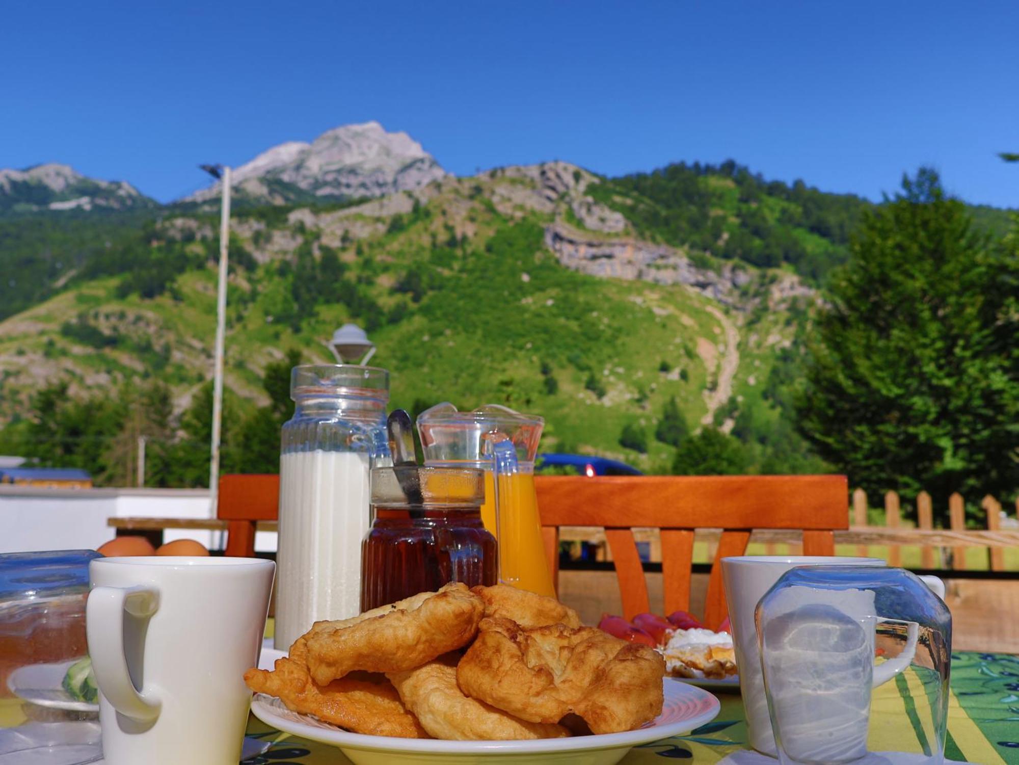 Mik Hotel Valbona Extérieur photo